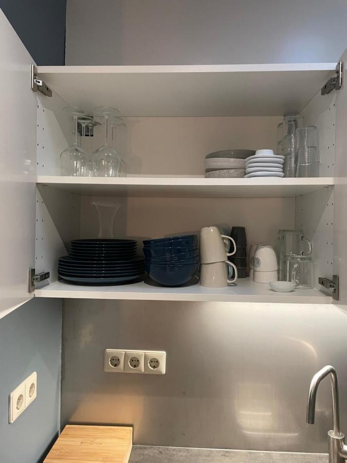 Tiny-House Van Zeecontainers Bij Het Bos Oranjewoud Екстериор снимка
